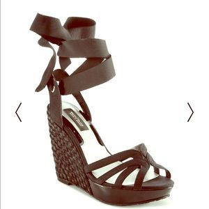 EUC Strappy WHBM 9M Wedge